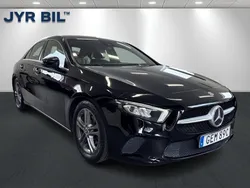 Svart Begagnad 2020 Mercedes A180 Sedan | 219 900 kr (Bra pris)