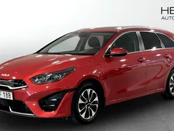 Röd (red) Begagnad 2022 Kia Ceed Sportswagon Advance Kombi | 239 900 kr (Marknadspris)