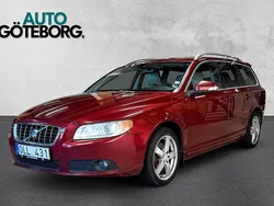 Röd Begagnad 2009 Volvo V70 Summum Kombi | 44 900 kr (Marknadspris)