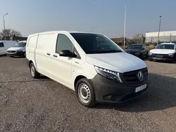 Vit Begagnad 2023 Mercedes e-Vito Minibuss | 493 750 kr (Marknadspris)