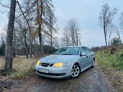 Silver metallic Begagnad 2004 Saab 9-3 Aero Sedan | 15 000 kr (Marknadspris)