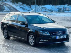 Svart Begagnad 2013 VW Passat Kombi | 105 500 kr (Marknadspris)
