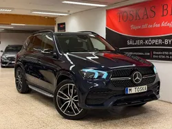 Mörkblå Begagnad 2018 Mercedes GLE300 AMG line SUV | 539 000 kr