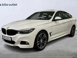 Vit Begagnad 2019 BMW 330 Gran Turismo M Sport Halvkombi | 264 000 kr