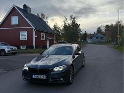 Grå Begagnad 2015 BMW 520 Kombi | 135 000 kr (Marknadspris)
