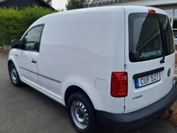 Vit Begagnad 2017 VW Caddy Minibuss | 95 000 kr
