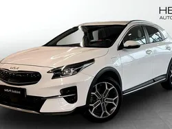 Vit (white) Begagnad 2022 Kia XCeed 2 SUV | 259 900 kr (Bra pris)
