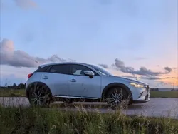 Vit Begagnad 2015 Mazda CX-3 SUV | 142 900 kr (Marknadspris)