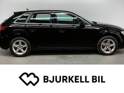 Brilliantsvart Begagnad 2016 Audi A3 Sportback Halvkombi | 147 900 kr (Marknadspris)