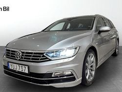 Ljusgrå (pyrit silver metallic) Begagnad 2017 VW Passat Executive Kombi | 249 900 kr (Marknadspris)