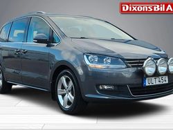 Grå Begagnad 2014 VW Sharan Minibuss | 139 000 kr (Marknadspris)