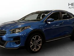 Blå (blue) Begagnad 2022 Kia XCeed Advance SUV | 259 900 kr (Marknadspris)