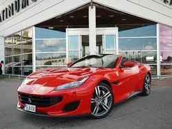 Röd Begagnad 2019 Ferrari Portofino Cab | 2 299 000 kr