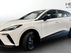 Vit (white) Begagnad 2023 MG MG4 EV Halvkombi | 259 900 kr