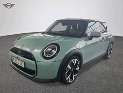 Grön Begagnad 2024 Mini Cooper S Halvkombi | 404 900 kr