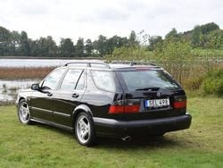 Svart Begagnad 2000 Saab 9-5 Aero Kombi | 18 500 kr (Bra pris)