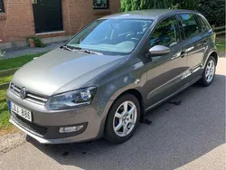 Grå Begagnad 2011 VW Polo Halvkombi | 65 000 kr (Marknadspris)