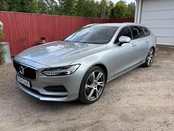 Silver Begagnad 2016 Volvo V90 Momentum Kombi | 159 800 kr (Marknadspris)