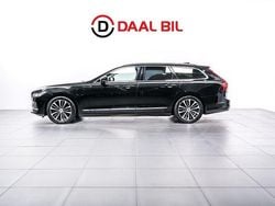 Svart Begagnad 2022 Volvo V90 Core Kombi | 309 700 kr (Bra pris)
