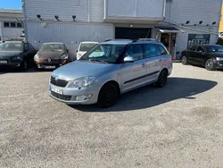 Ljusblå Begagnad 2010 Skoda Fabia Elegance Kombi | 39 900 kr (Bra pris)