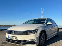 Vit Begagnad 2016 VW Passat GT Sedan | 169 000 kr (Lite dyr)