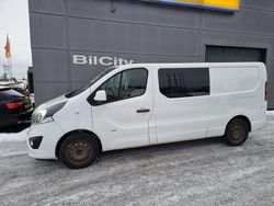 Vit Begagnad 2017 Opel Vivaro Van | 199 000 kr