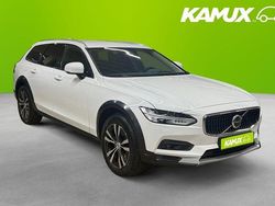 Vit Begagnad 2021 Volvo V90 CC Momentum Kombi | 289 900 kr (Bra pris)