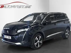 Svart Begagnad 2023 Peugeot 5008 GT Minibuss | 319 900 kr (Marknadspris)