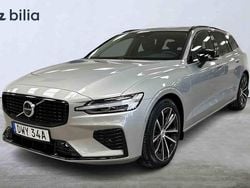 Silver Ny 2025 Volvo V60 Plus Kombi | 499 900 kr (Marknadspris)