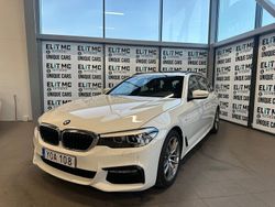 Vit Begagnad 2017 BMW 520 M Sport Kombi | 299 900 kr