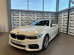 Vit Begagnad 2017 BMW 520 M Sport Kombi | 299 900 kr