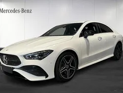 Vit Ny 2024 Mercedes CLA200 AMG Line Premium Sportkupé | 432 500 kr (Bra pris)