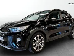 Svart (black) Begagnad 2018 Kia Stonic SUV | 154 900 kr (Marknadspris)
