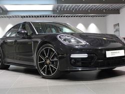Svart Begagnad 2023 Porsche Panamera 4 Platinum Edition Sedan | 945 000 kr (Marknadspris)