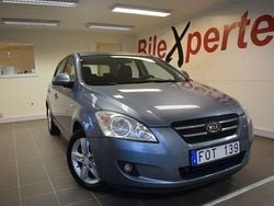 Blå Begagnad 2007 Kia Ceed EX Halvkombi | 19 900 kr (Lite dyr)