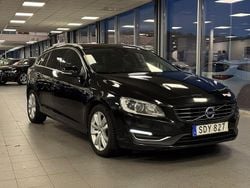Svart Begagnad 2016 Volvo V60 Ocean Race Kombi | 79 900 kr (Bra pris)