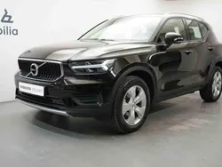 Svart Begagnad 2022 Volvo XC40 SUV | 259 900 kr