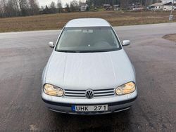 Silver Begagnad 2003 VW Golf IV Ocean Halvkombi | 22 500 kr (Lite dyr)