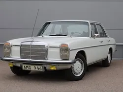 Vit Begagnad 1970 Mercedes W115 Sedan | 99 800 kr