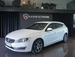 Vit Begagnad 2015 Volvo V60 Ocean Race Kombi | 164 900 kr (Lite dyr)