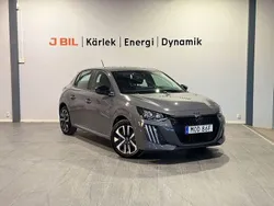 Grå Begagnad 2024 Peugeot 208 Halvkombi | 174 900 kr (Marknadspris)