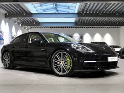 Porsche Panamera 4