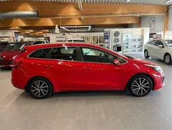 Röd Begagnad 2015 Kia Ceed Sportswagon GT-Line Kombi | 89 800 kr (Marknadspris)