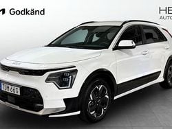 Vit (white) Begagnad 2022 Kia e-Niro 2 SUV | 319 900 kr (Lite dyr)