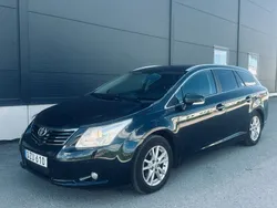 Mörkblå Begagnad 2011 Toyota Avensis Kombi | 79 900 kr (Lite dyr)