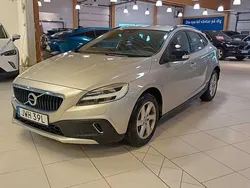 Ljusbrun Begagnad 2019 Volvo V40 CC Kinetic Kombi | 189 900 kr (Marknadspris)