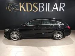 Svart Begagnad 2017 Mercedes CLA200 Shooting Brake AMG Kombi | 189 900 kr (Marknadspris)