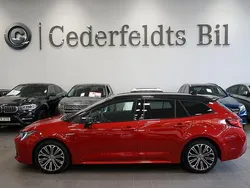 Röd Begagnad 2019 Toyota Corolla Style Kombi | 229 900 kr (Marknadspris)