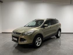 Grön Begagnad 2014 Ford Kuga Titanium SUV | 69 900 kr (Bra pris)