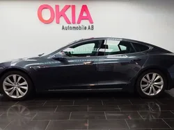 Grå Begagnad 2016 Tesla Model S Sedan | 284 900 kr